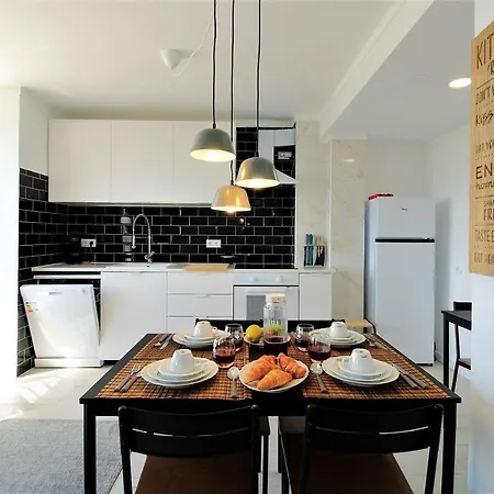 River View By Homing *