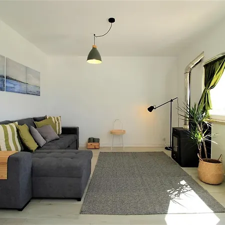 River View By Homing *